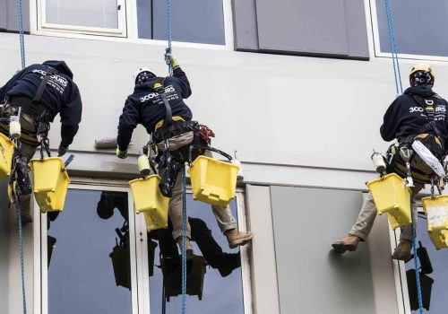 rope-access-painting